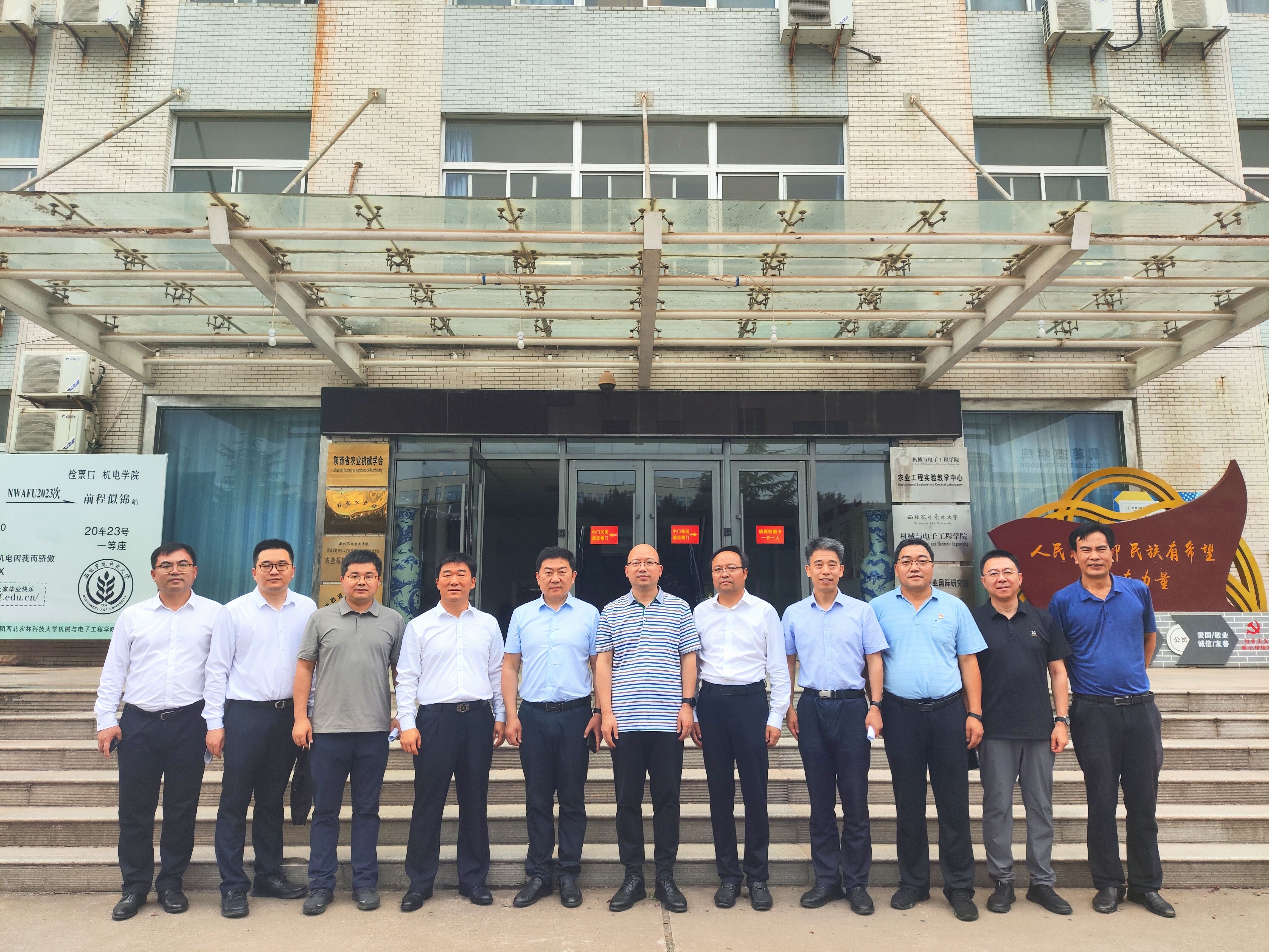 31ac78a6c61f4fa1948512318199343e.jpg 31ac78a6c61f4fa1948512318199343e.jpg